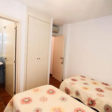 Guest house Marlop's *