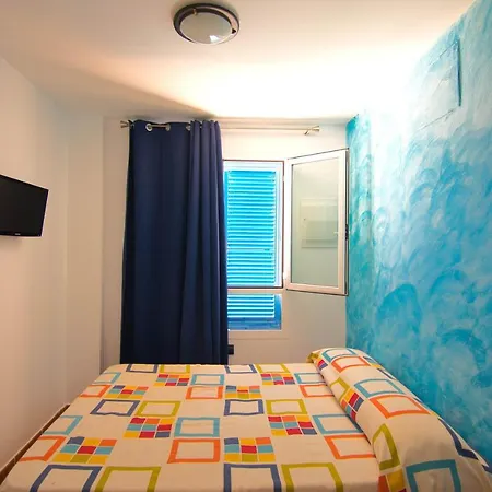 Marlop's Guest house *